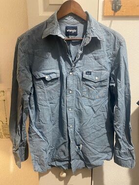Distressed Wrangler Light Blue Denim Western Button-Up Shirt